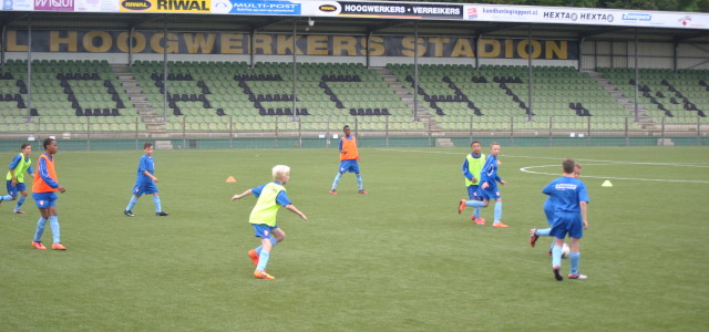 Woensdag 6 april Wedstrijd Voetbalschool tegen Kozakken Boys