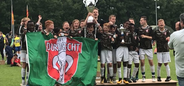 FC Dordrecht Voetbalschool wint prestigeus toernooi in Den Helder