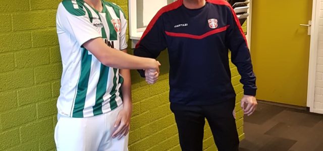 Jens van Kalken van Spijkenisse van FC Dordrecht O18 seizoen 22 /23