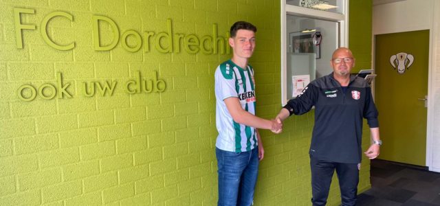 Joey de Bie naar FC Dordrecht O21 seizoen 22 / 23