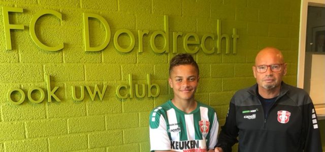 Dean de Kraaij van Royal Antwerp FC naar FC Dordrecht O15